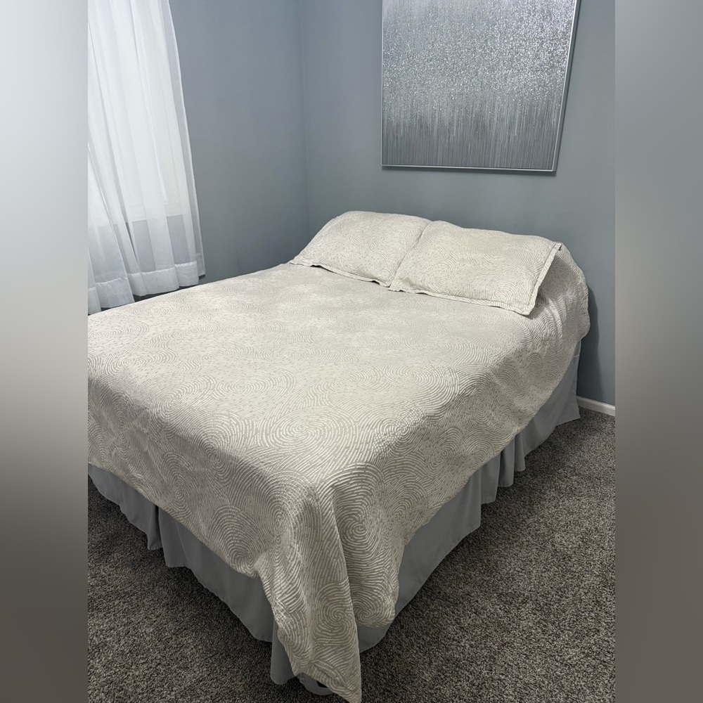 Simply Vera Vera Wang textured swirl Queen metallic duvet set, 2 pillow shams